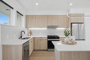 White quartz countertops